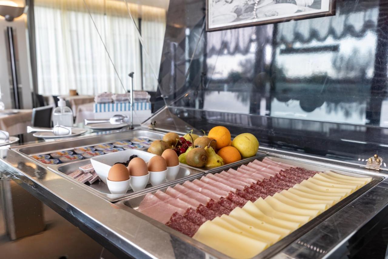 Hotel Derby Rimini Ngoại thất bức ảnh