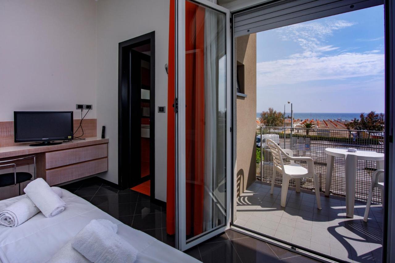 Hotel Derby Rimini Ngoại thất bức ảnh