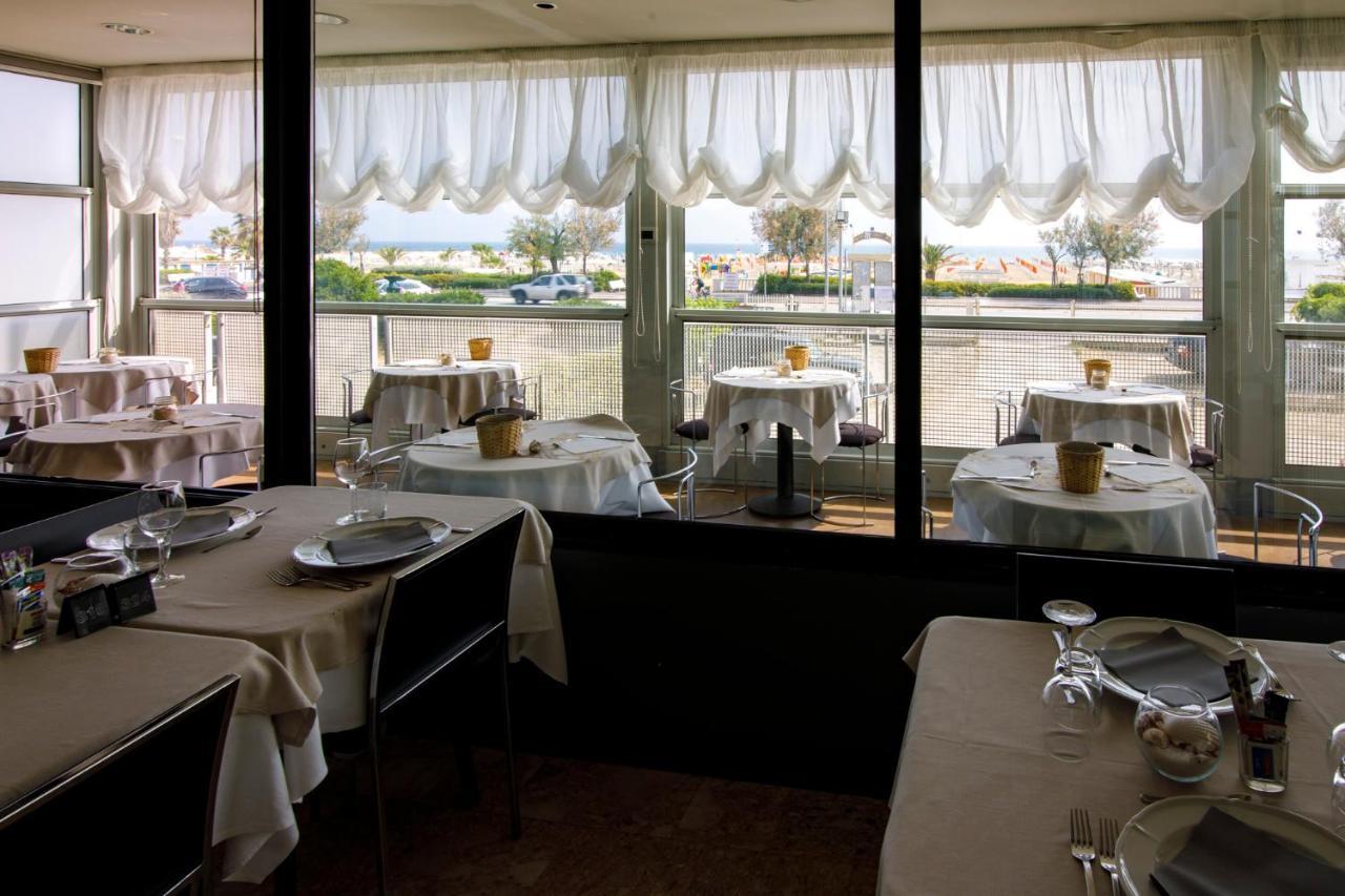 Hotel Derby Rimini Ngoại thất bức ảnh