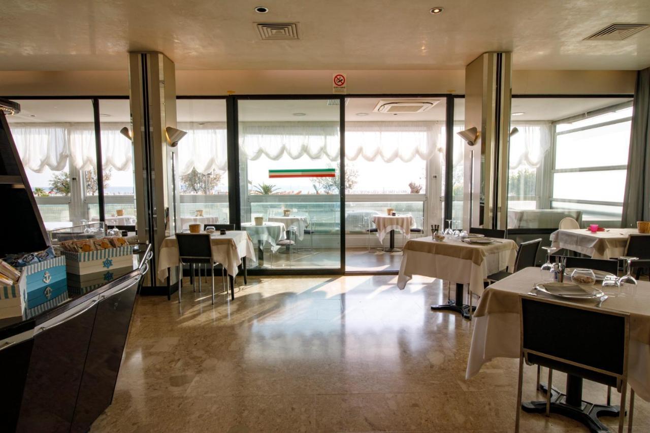 Hotel Derby Rimini Ngoại thất bức ảnh